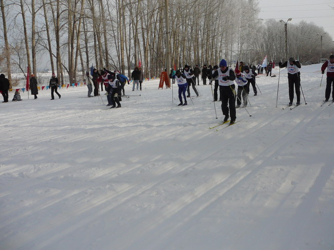 Минюст Чувашии поздравляет участников соревнований по лыжным гонкам